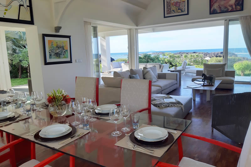 Dining Vue Mer Dining Vue Mer