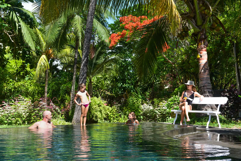 Piscine dans la jungle 2 Piscine dans la jungle 2