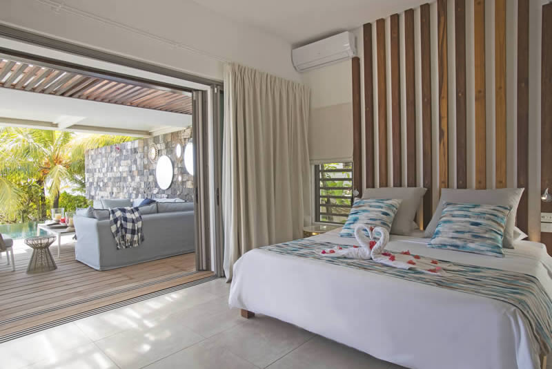 Master bedroom and veranda view Master bedroom and veranda view